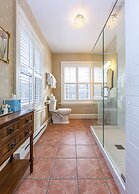 Bass Cottage & Ullikana