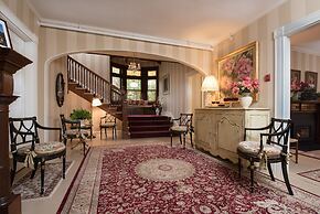 Bass Cottage & Ullikana