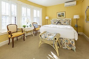 Bass Cottage & Ullikana