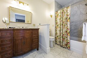 Bass Cottage & Ullikana