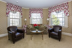 Bass Cottage & Ullikana