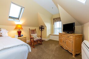 Bass Cottage & Ullikana