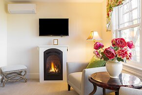 Bass Cottage & Ullikana