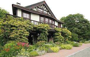 Bass Cottage & Ullikana