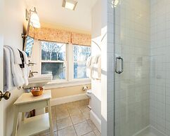 Bass Cottage & Ullikana