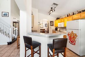 Harrys Hide Out by VillaDirect