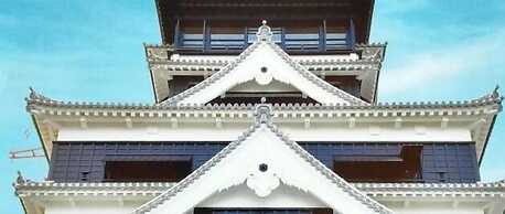 Happy Closet & Wasamon Hostel