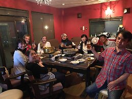 Happy Closet & Wasamon Hostel