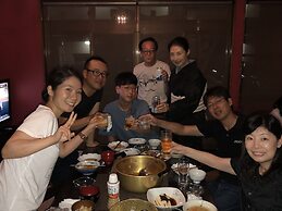 Happy Closet & Wasamon Hostel