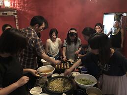 Happy Closet & Wasamon Hostel