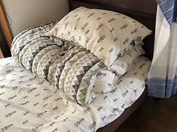 Happy Closet & Wasamon Hostel