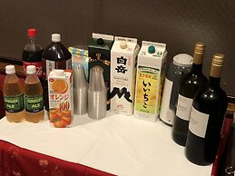 Happy Closet & Wasamon Hostel