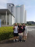 Happy Closet & Wasamon Hostel