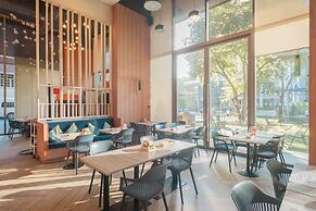 Oakwood Suites Bangkok