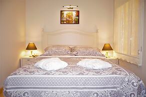 Emil House Apart Hotel