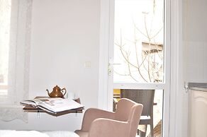 Emil House Apart Hotel