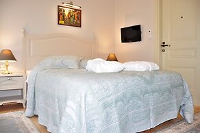 Emil House Apart Hotel