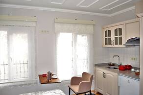 Emil House Apart Hotel