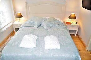 Emil House Apart Hotel