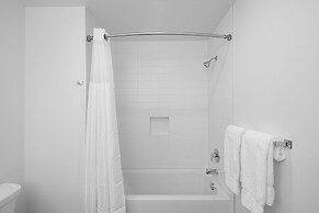 Stay Alfred on Penn Avenue