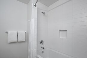 Stay Alfred on Penn Avenue