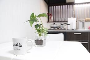 Ko's Apartment, Tatsumi West Station