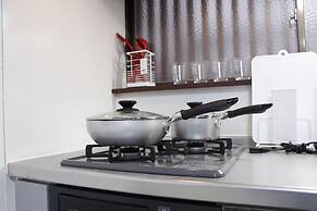 Ko's Apartment, Tatsumi West Station