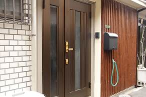 Ko's Apartment, Tatsumi West Station