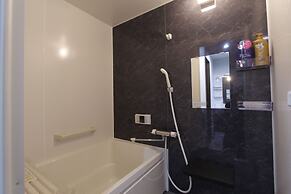 Ko's Apartment, Tatsumi West Station