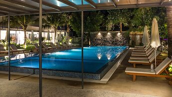 The B Resort