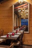 Le Coucou Hotel & Restaurant