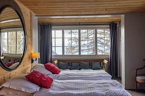 Le Coucou Hotel & Restaurant