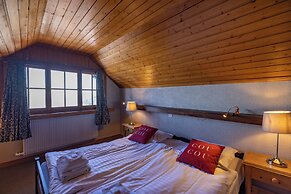 Le Coucou Hotel & Restaurant