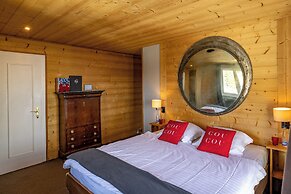 Le Coucou Hotel & Restaurant