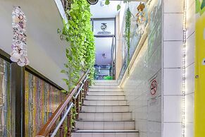 OYO 583 Sweethome Guest House