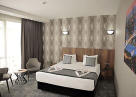 Istanbul Airport Express Hotel