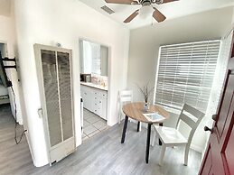 Orange Tree Cottages Downtown