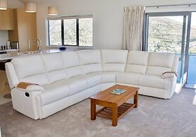 52a Preston Heights Apartment