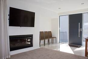 52a Preston Heights Apartment