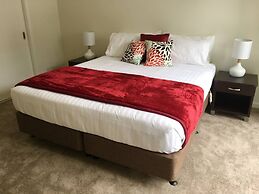 Lake View Townhouse Queenstown Hill