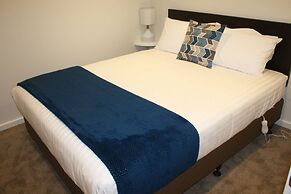 Lake View Townhouse Queenstown Hill