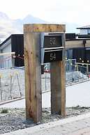 Lake View Townhouse Queenstown Hill