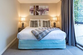 Private & Charming Panorama Retreat