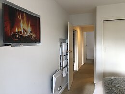 Spacious Townhouse Incredible Alpine Lake Views