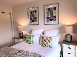 Spacious Townhouse Incredible Alpine Lake Views