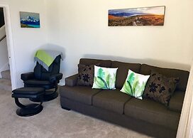 52b Preston Heights Apartment