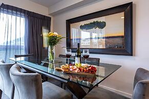 Central City Apartment with Parking & Great Views