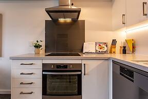 Central City Apartment with Parking & Great Views