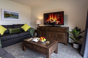 Central City Apartment with Parking & Great Views