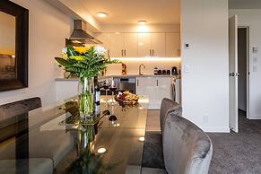 Central City Apartment with Parking & Great Views